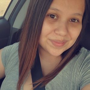 Meet your Posher, Alondra